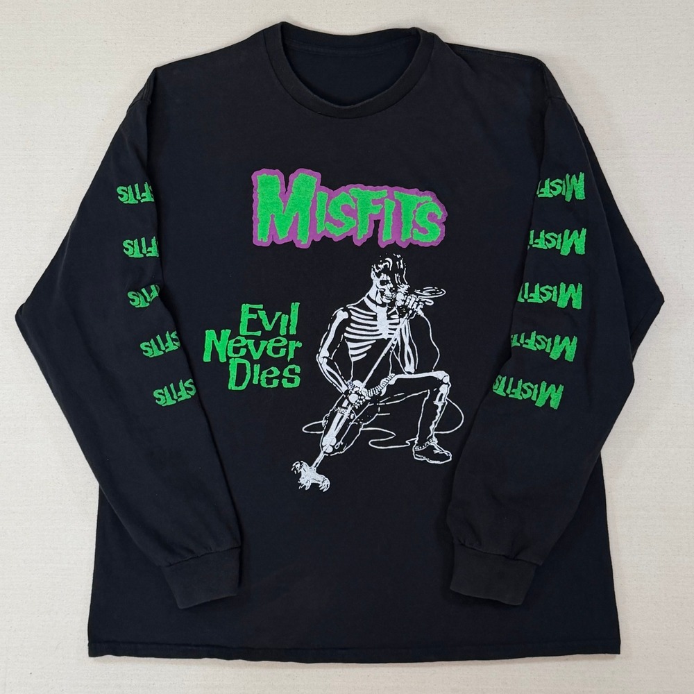 Misfits Evil Never Dies Horror Business Long Sleeve Graphic T-Shirt Black XL